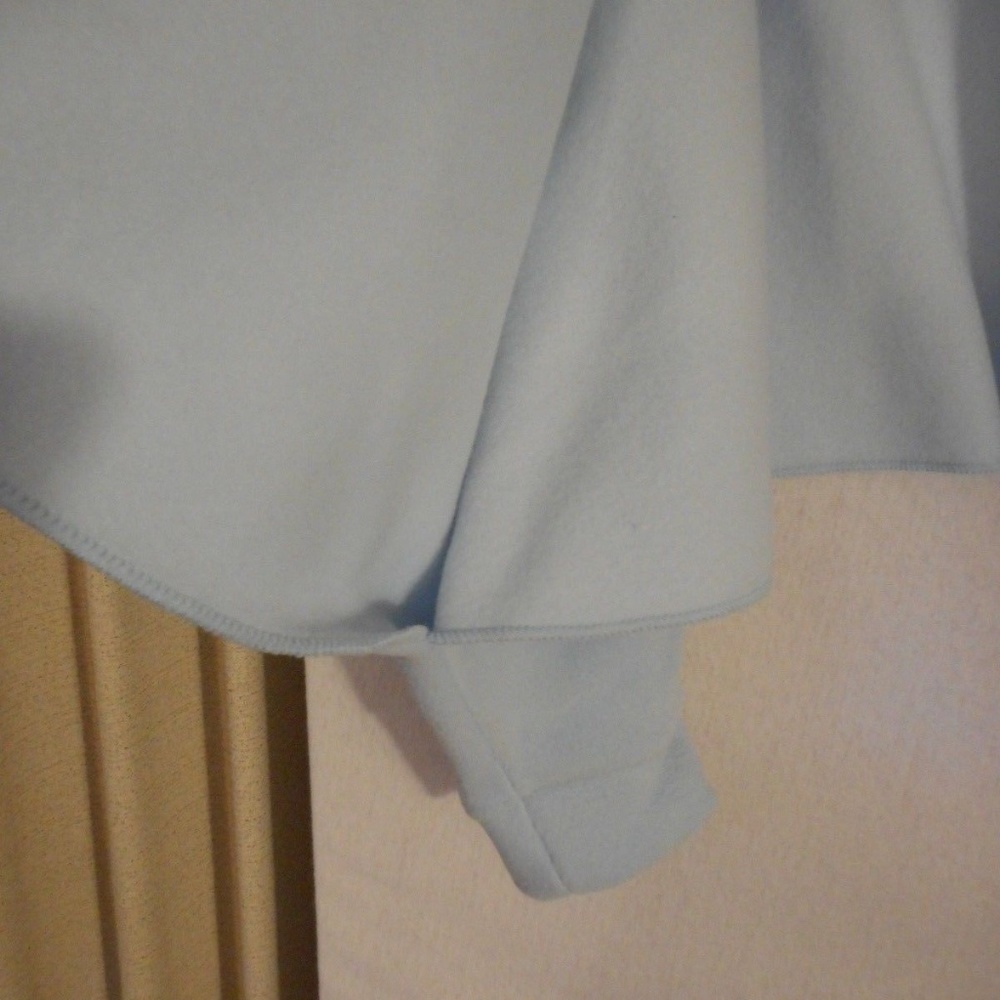 Vermont Trading Company Snuggler Fleece Wrap - Picture 4 of 5